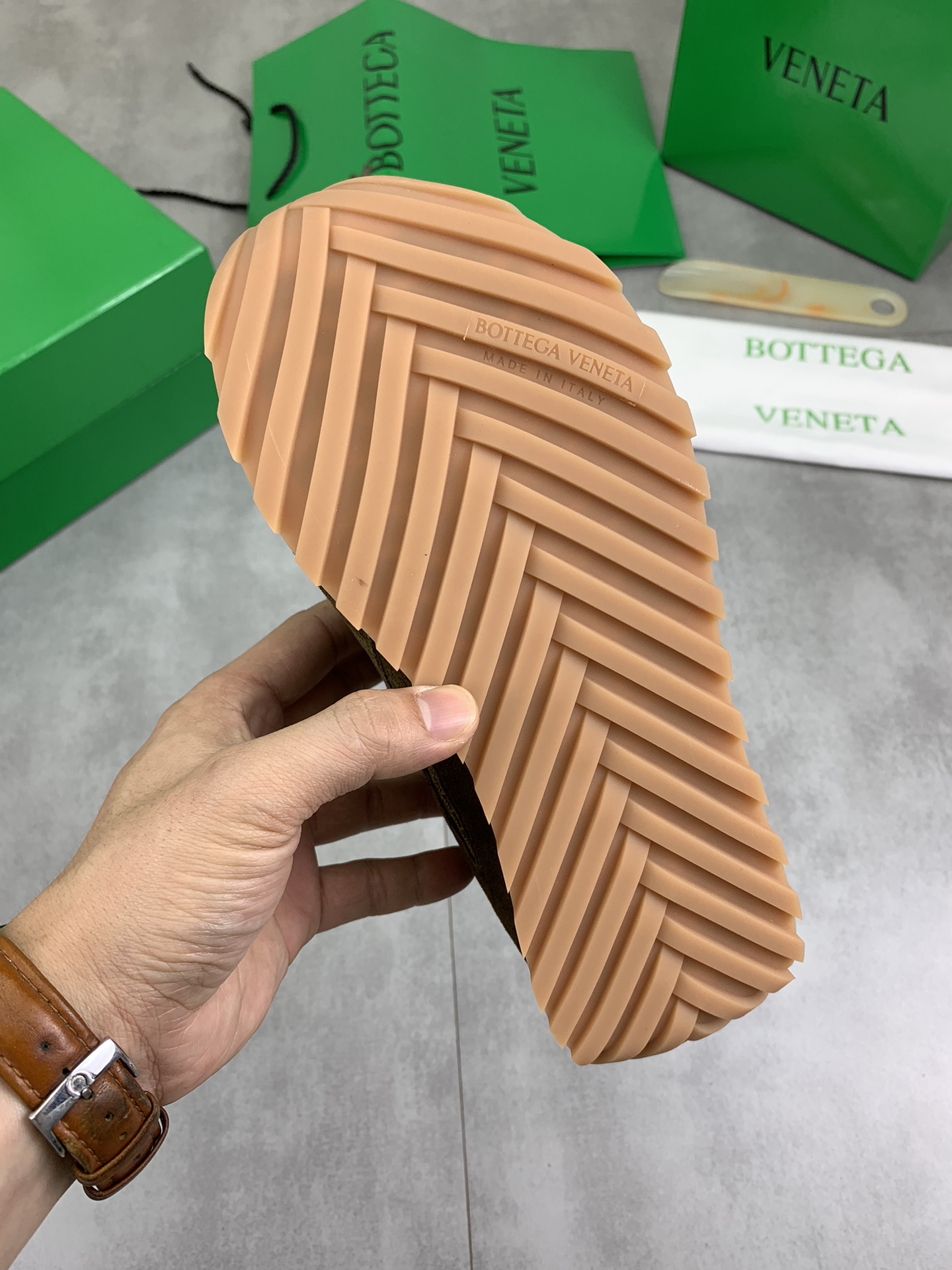 BVSHOES