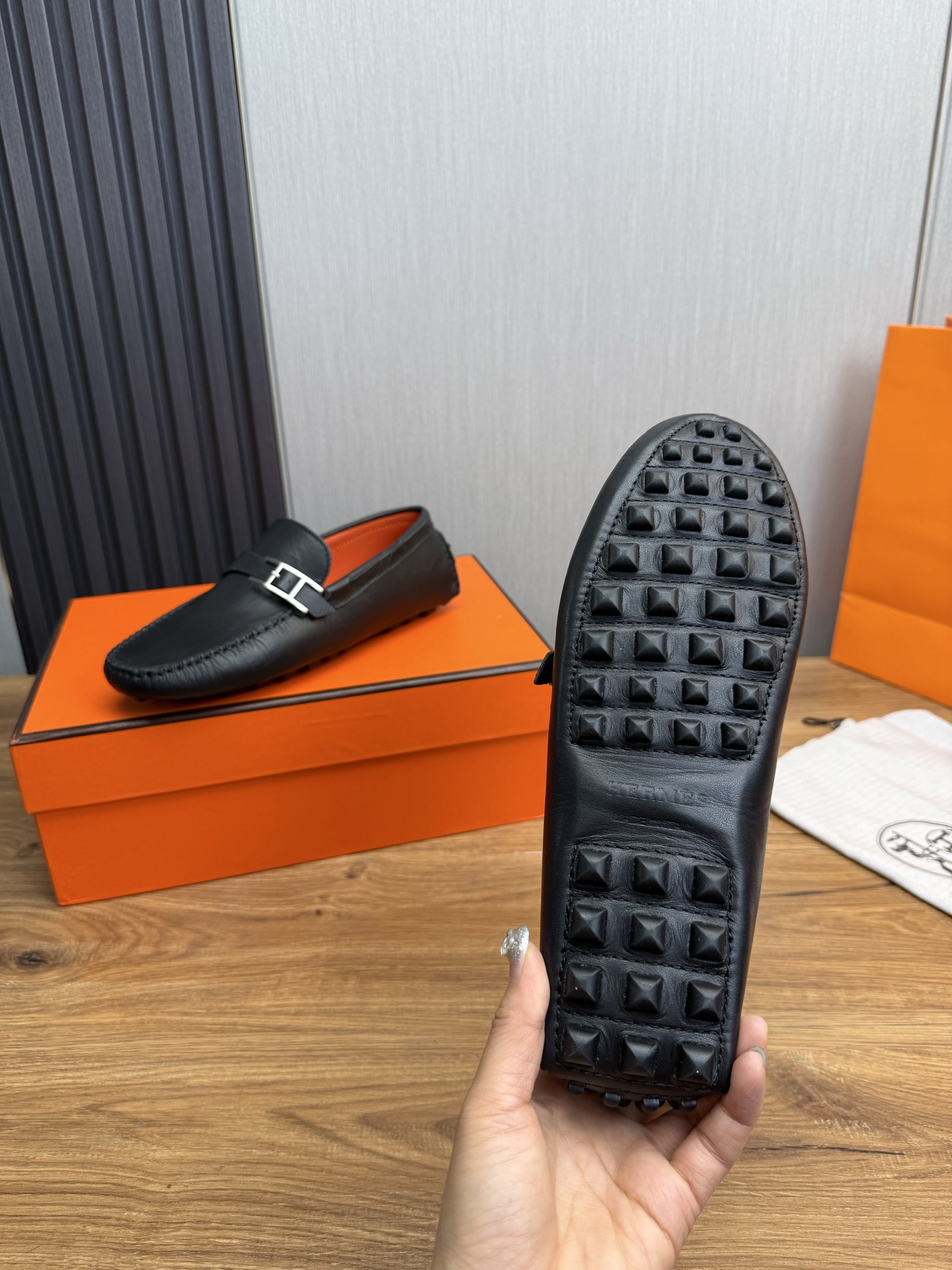 HERMESShoes