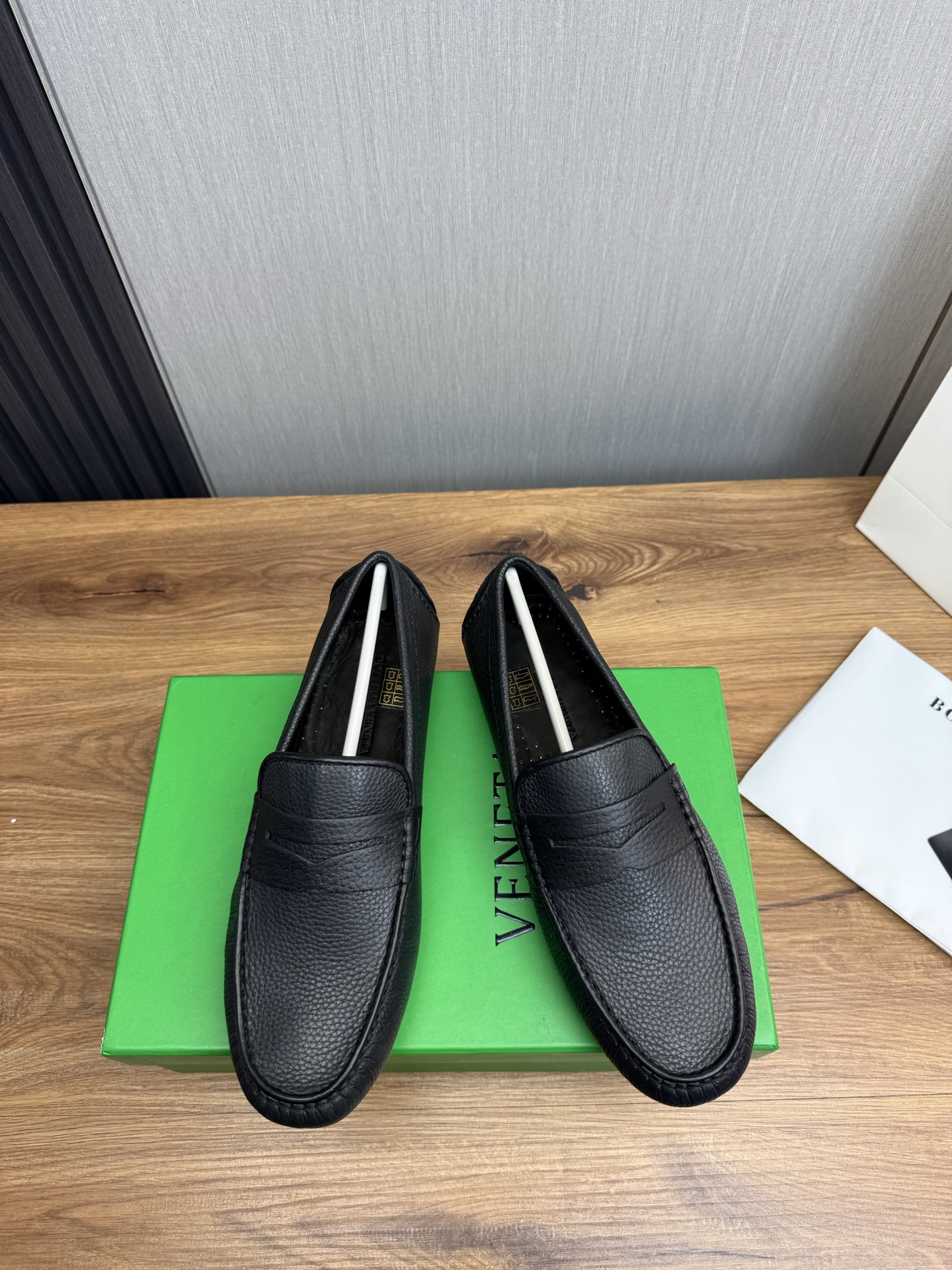 BVSHOES