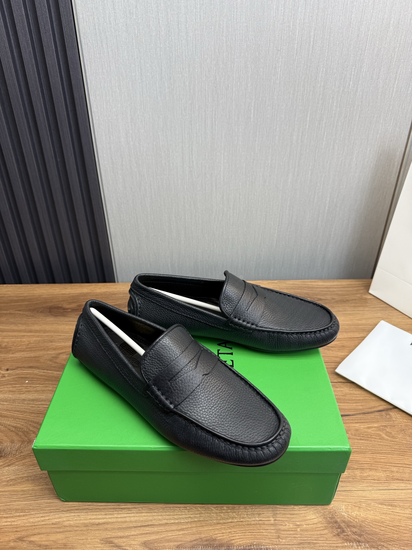 BVSHOES