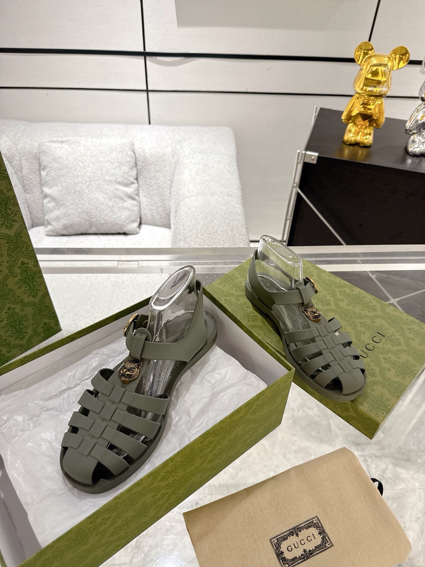 GucciShoes