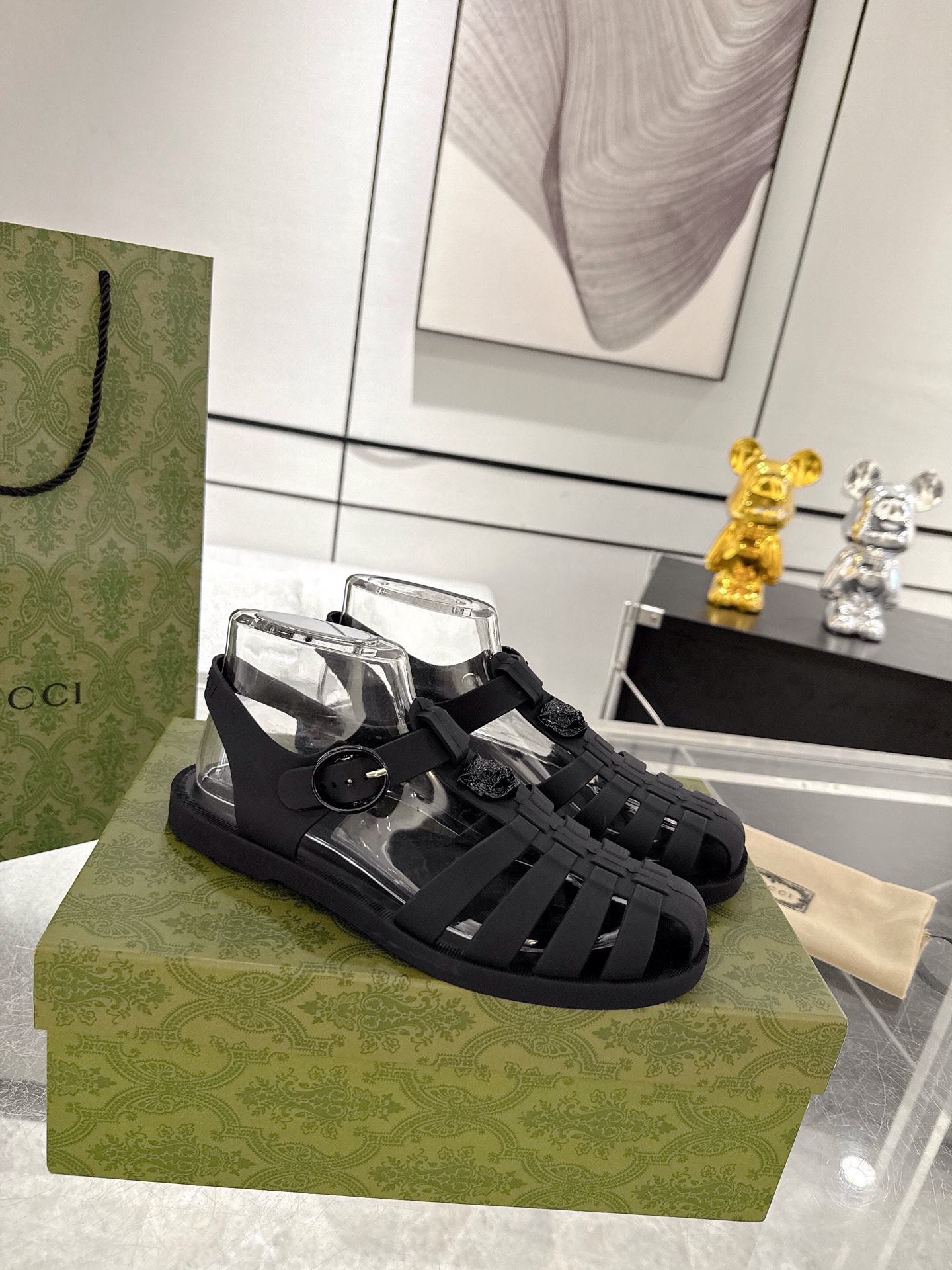 GucciShoes