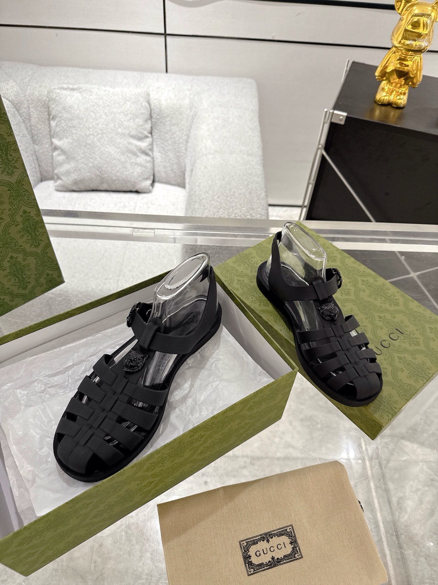 GucciShoes