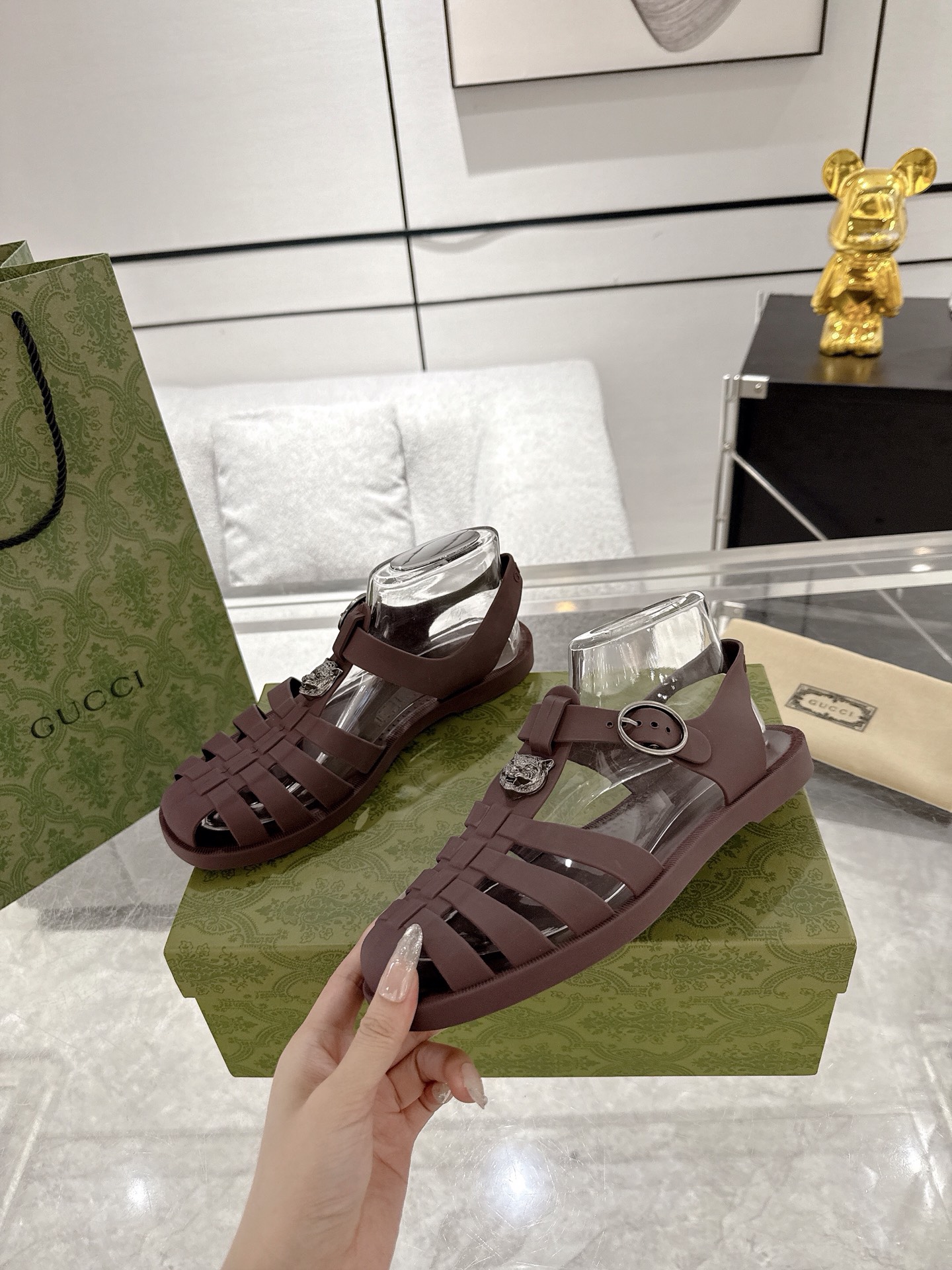 GucciShoes
