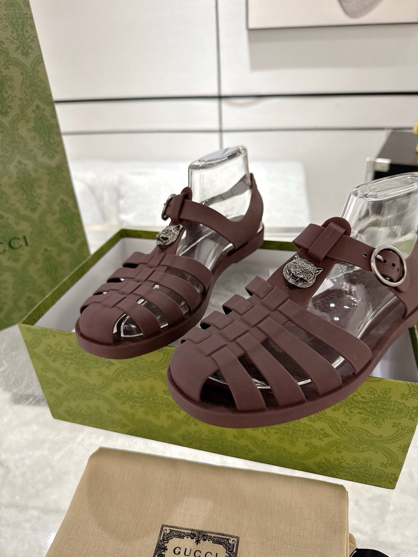 GucciShoes