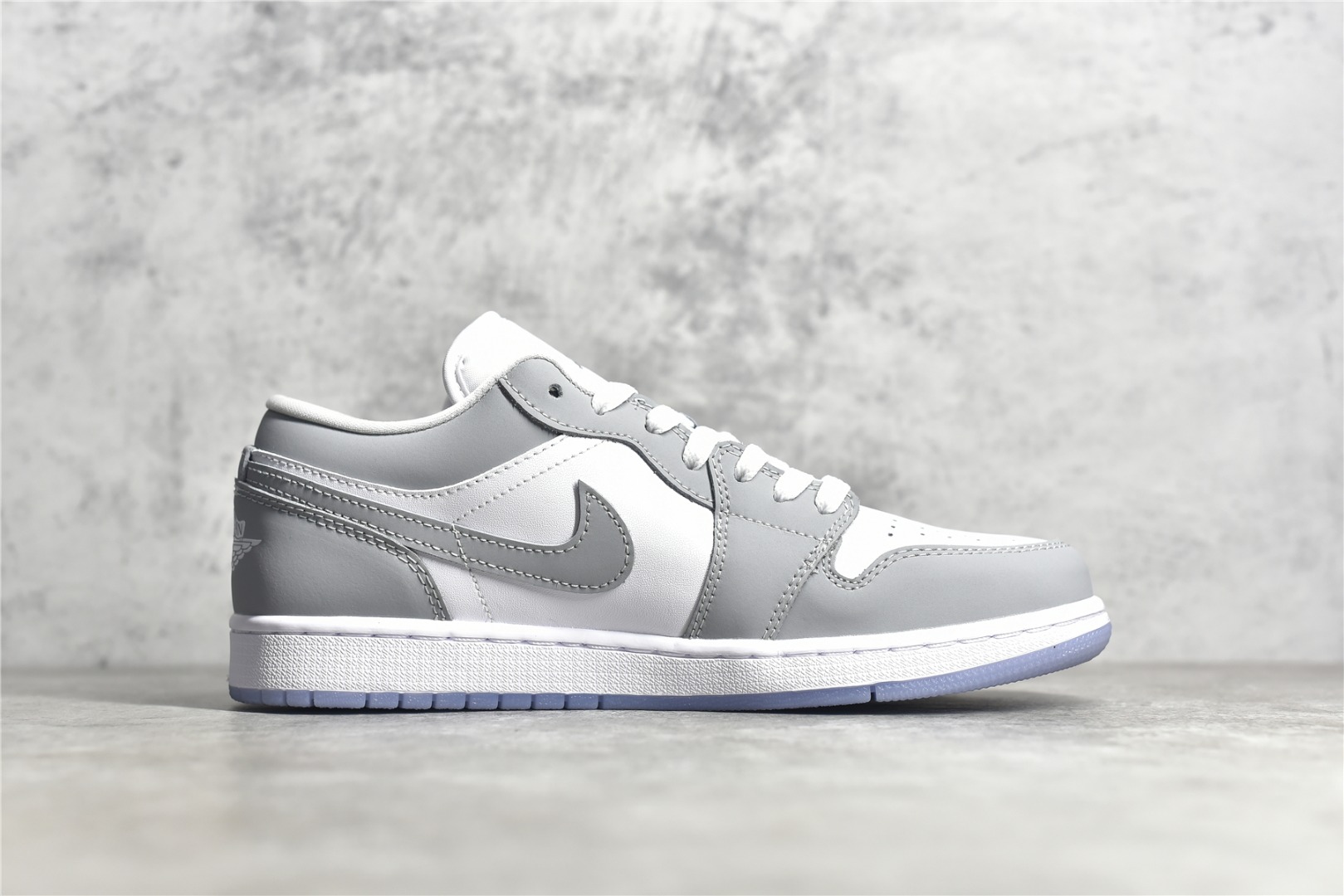AirJordan1LowSHOES
