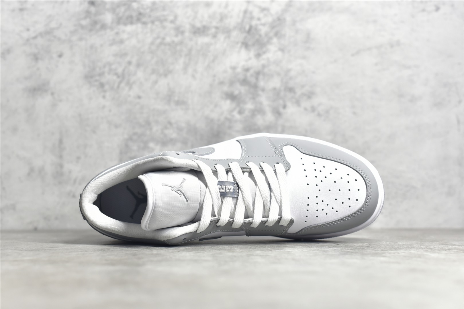 AirJordan1LowSHOES