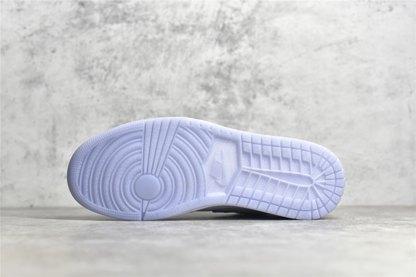 AirJordan1LowSHOES