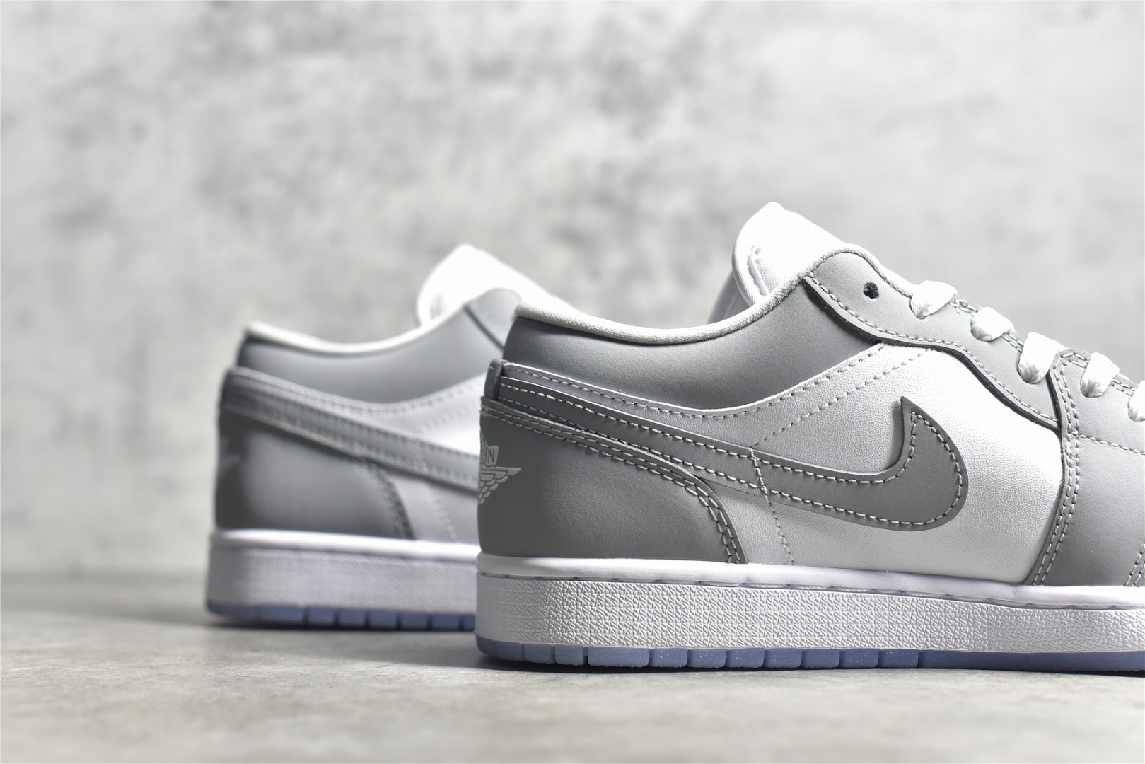 AirJordan1LowSHOES