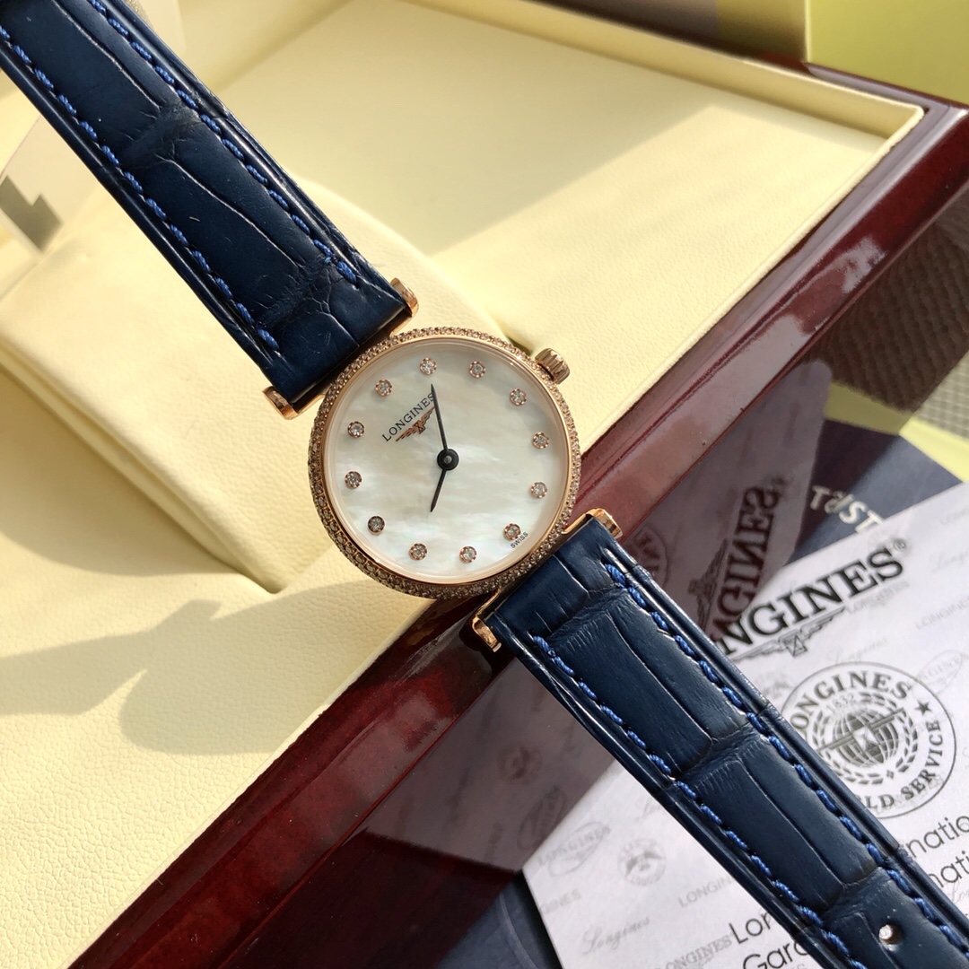 LONGINES
