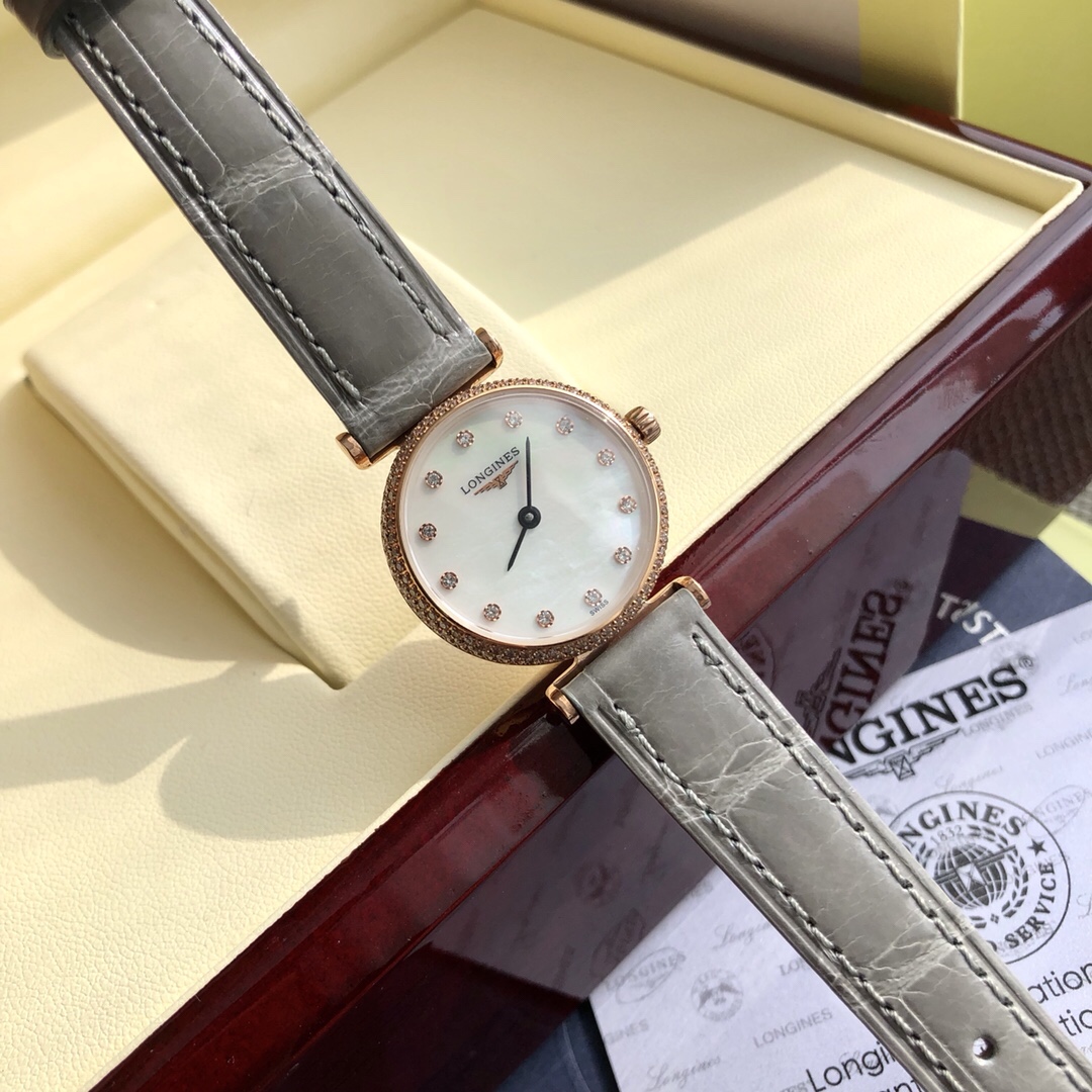 LONGINES