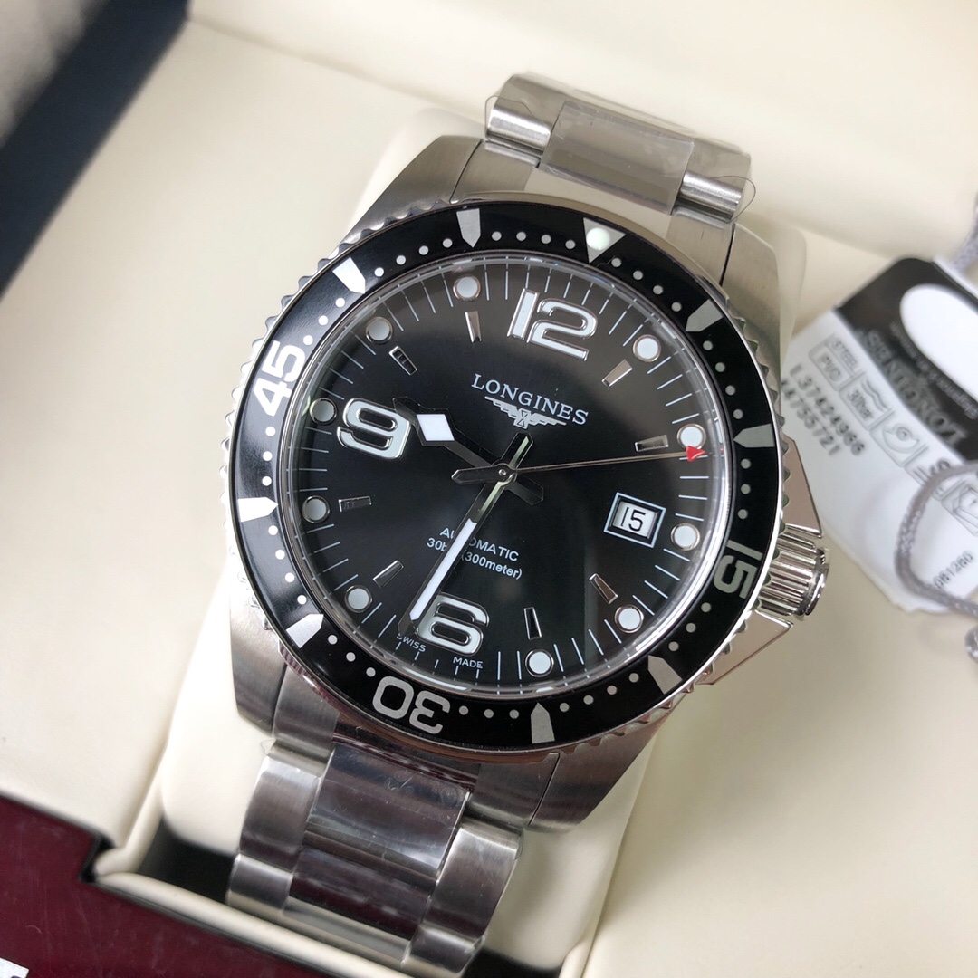 LONGINES