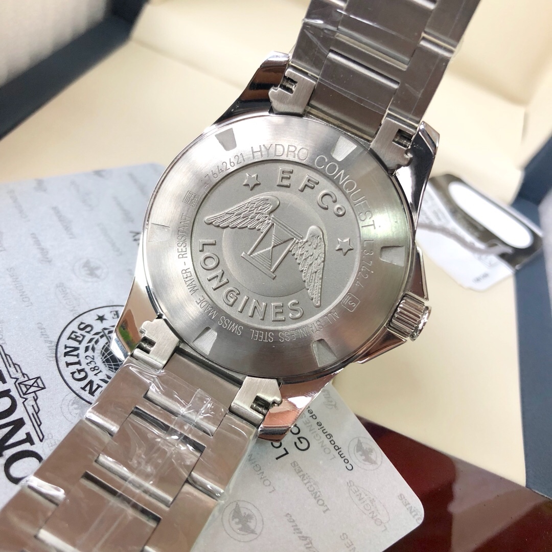 LONGINES