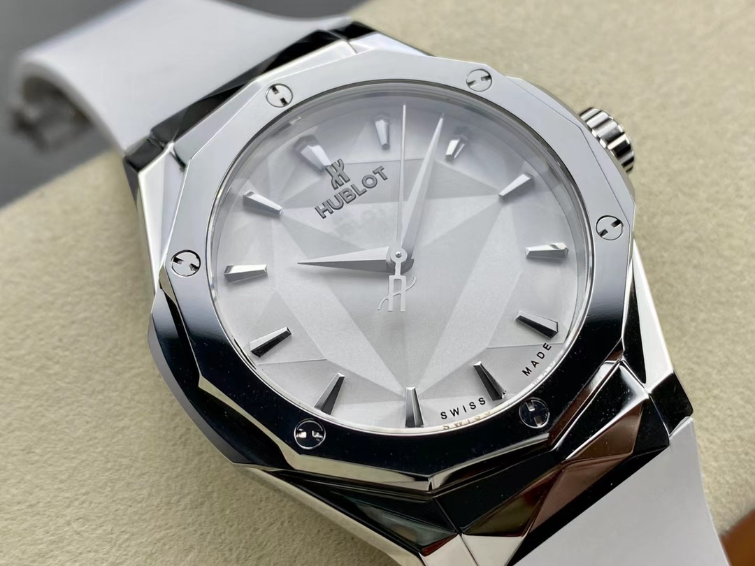 Hublot