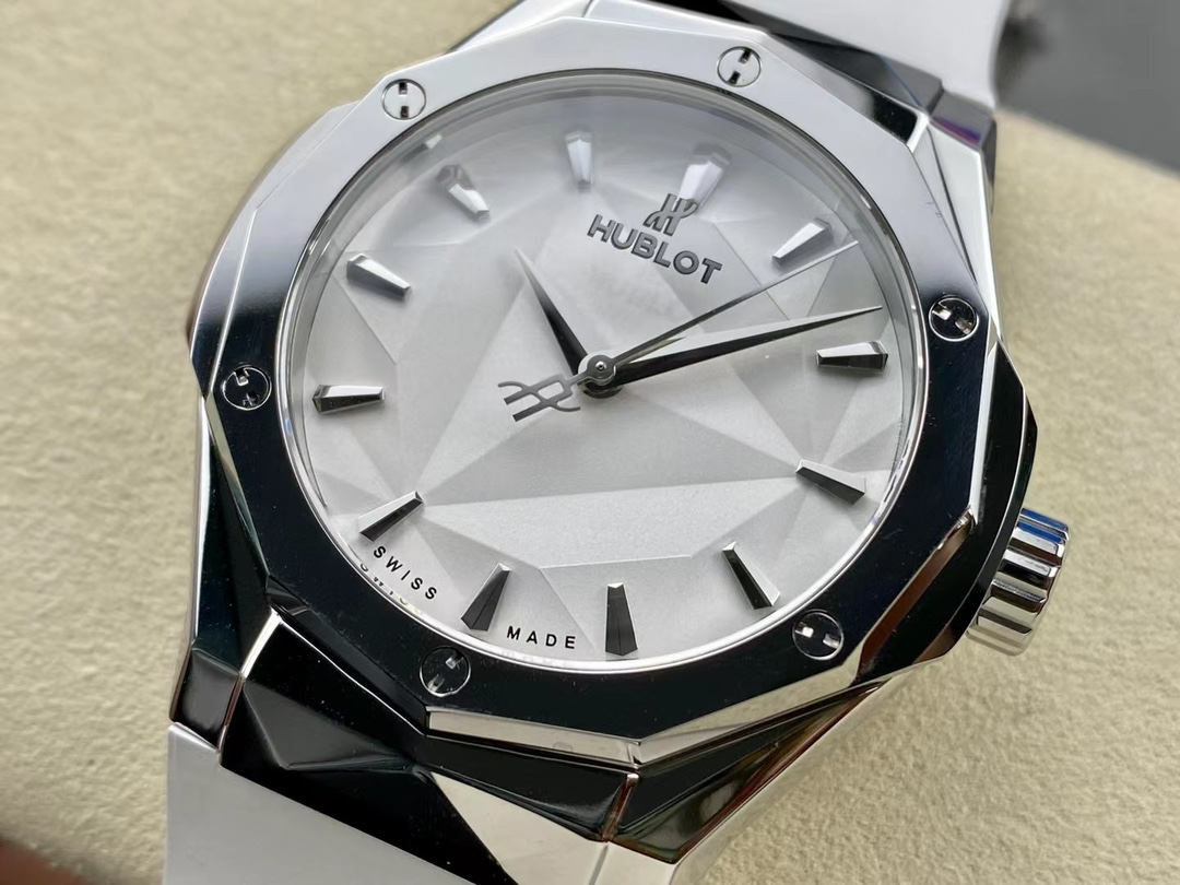 Hublot